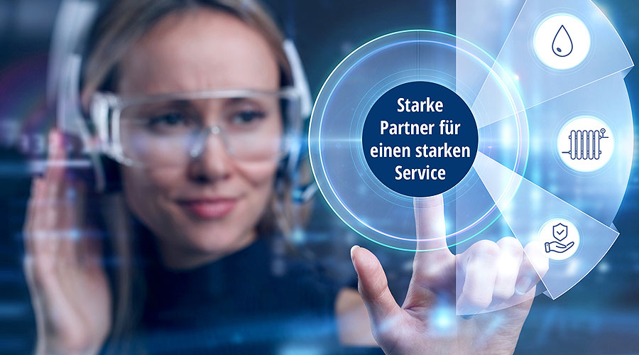 Frau bedient digitalen Screen, Info: Starke Partner für einen starken Service